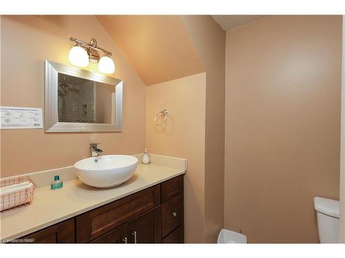 11 Cirillo Street, Brampton, ON - Indoor Photo Showing Bathroom