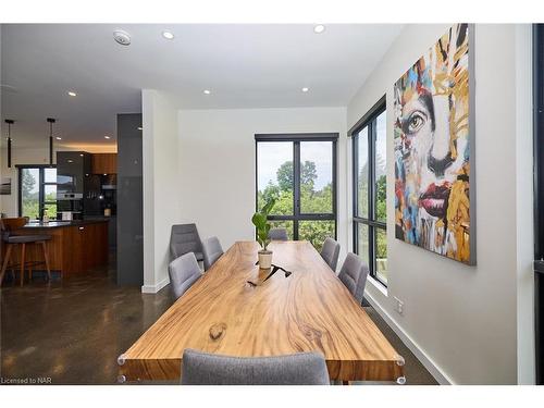 1508 Gregory Road, St. Catharines, ON - Indoor Photo Showing Dining Room