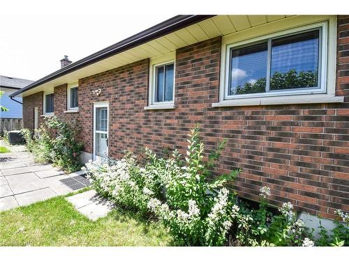 24 Shade Tree Crescent, St. Catharines, ON - Outdoor With Exterior