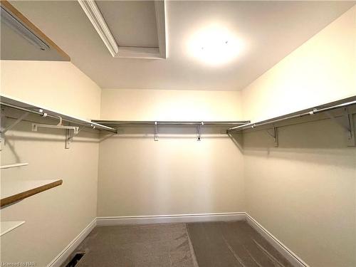 7729 Hackberry Trail, Niagara Falls, ON - Indoor With Storage