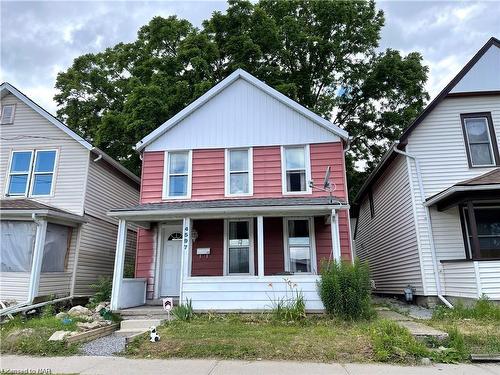 4597 Cataract Avenue, Niagara Falls, ON - Outdoor With Facade