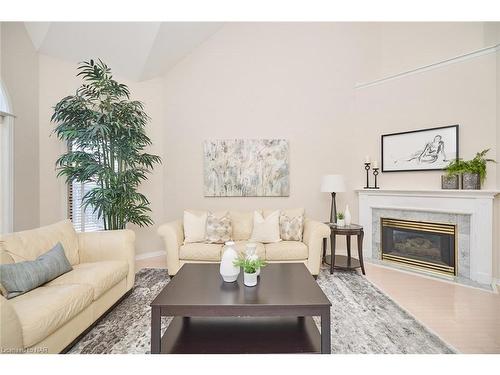 39 Westland Street, St. Catharines, ON - Indoor Photo Showing Living Room With Fireplace