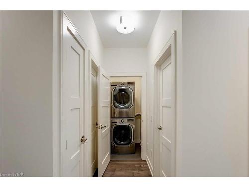 5-7276 Optimist Lane Lane, Niagara Falls, ON - Indoor Photo Showing Laundry Room