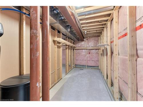 689 Brian Street, Fort Erie, ON - Indoor Photo Showing Basement