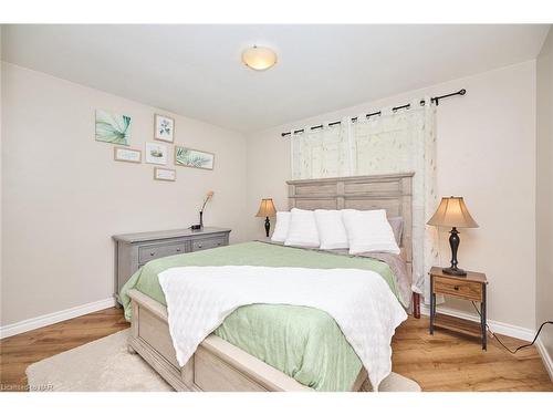 31953 Church Street, Wainfleet, ON - Indoor Photo Showing Bedroom