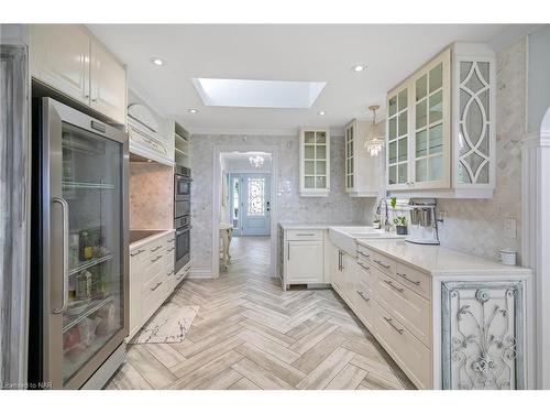 294 Prospect Point Road S, Ridgeway, ON - Indoor Photo Showing Kitchen With Upgraded Kitchen