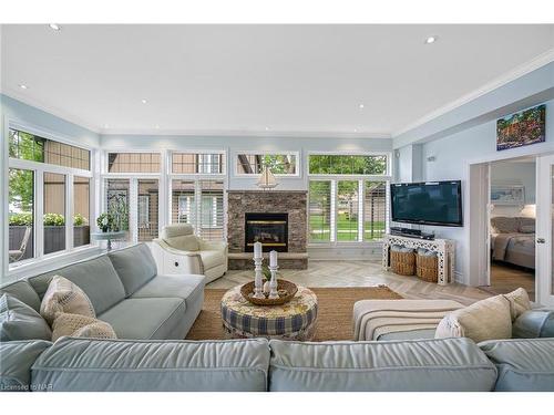 294 Prospect Point Road S, Ridgeway, ON - Indoor Photo Showing Living Room With Fireplace