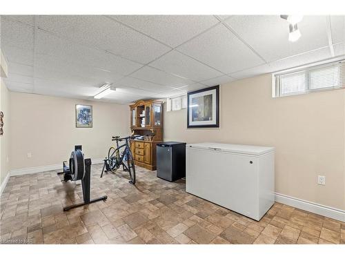 3533 Gainsborough Avenue, Niagara Falls, ON - Indoor