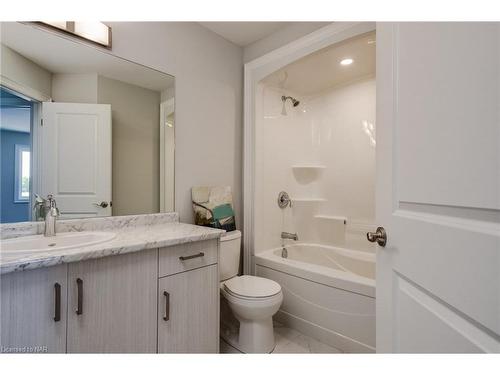 3631 Hibbard Street, Ridgeway, ON - Indoor Photo Showing Bathroom