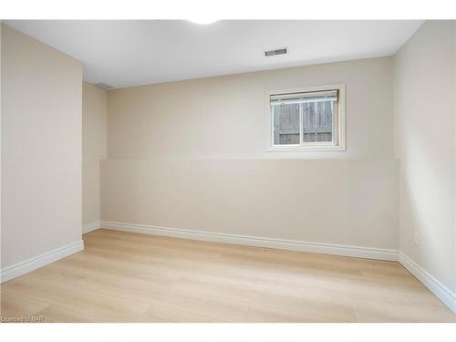 1 Thornton Street, St. Catharines, ON - Indoor Photo Showing Other Room