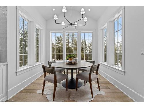 338 Hwy 20 W, Fenwick, ON - Indoor Photo Showing Dining Room