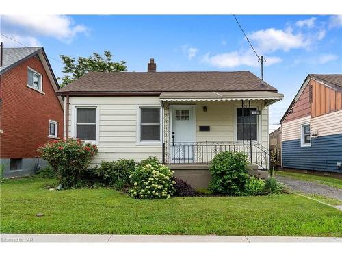 126 Catherine Street, Fort Erie, ON - Outdoor With Deck Patio Veranda