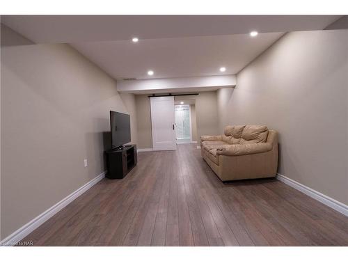 8 Berkshire Drive, St. Catharines, ON - Indoor