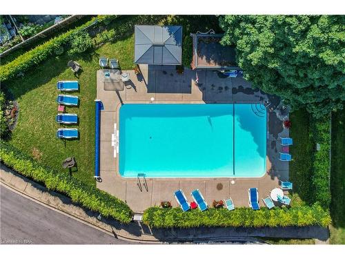 23-122 Lakeshore Road, St. Catharines, ON - Outdoor With In Ground Pool