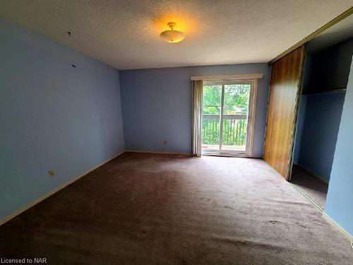 23-122 Lakeshore Road, St. Catharines, ON - Indoor Photo Showing Other Room
