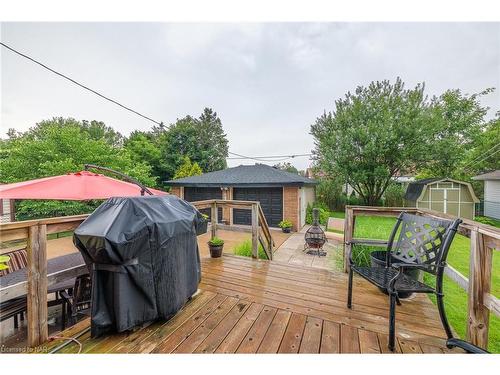 8830 Parliament Avenue, Niagara Falls, ON - Outdoor With Deck Patio Veranda