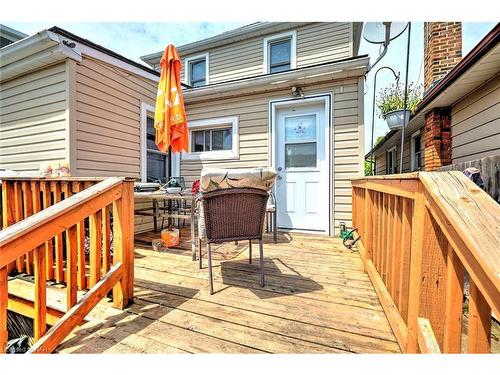 41 Albert Street, Welland, ON - Outdoor With Deck Patio Veranda