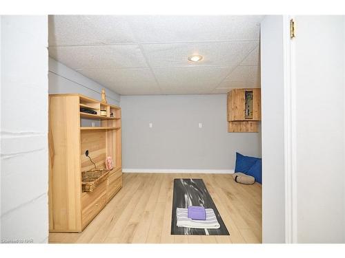 12 Cliff Road, St. Catharines, ON - Indoor Photo Showing Other Room