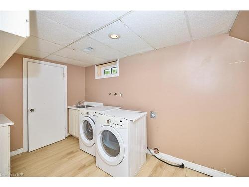 12 Cliff Road, St. Catharines, ON - Indoor Photo Showing Laundry Room