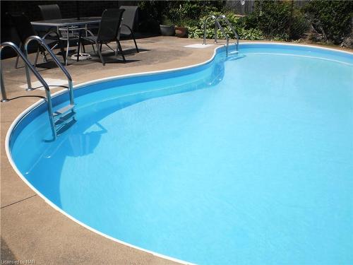 508A Niagara Street, St. Catharines, ON - Outdoor With In Ground Pool With Backyard