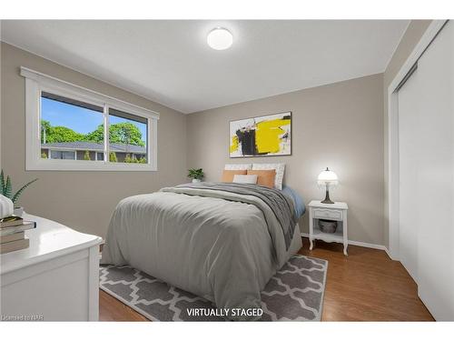 508A Niagara Street, St. Catharines, ON - Indoor Photo Showing Bedroom