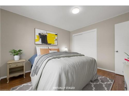 508A Niagara Street, St. Catharines, ON - Indoor Photo Showing Bedroom