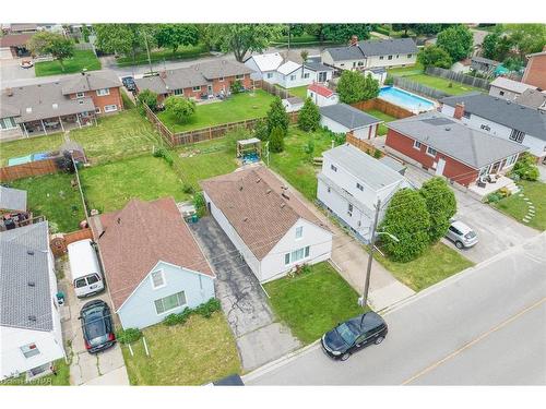 98 Sullivan Avenue, Thorold, ON - Outdoor With View