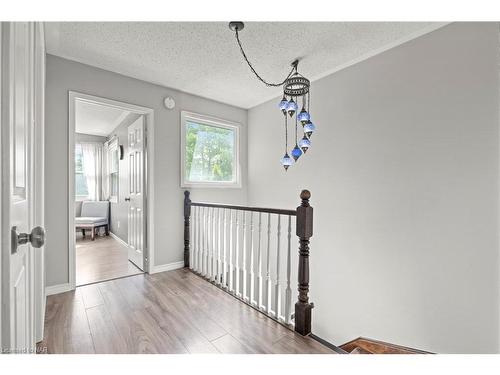 66 Elderwood Drive, St. Catharines, ON - Indoor Photo Showing Other Room