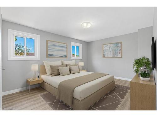 30-286 Cushman Road, St. Catharines, ON - Indoor Photo Showing Bedroom