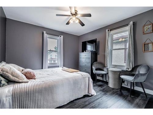 244 Fares Street, Port Colborne, ON - Indoor Photo Showing Bedroom