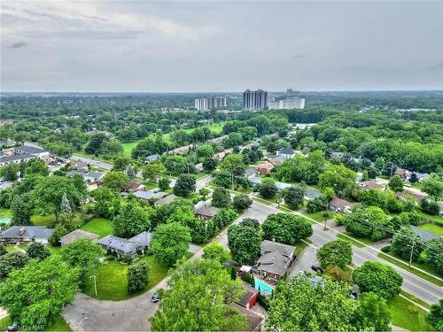 5 East Hampton Road, St. Catharines, ON - Outdoor With View