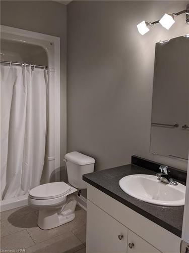 55 Leeper Street, St. Catharines, ON - Indoor Photo Showing Bathroom