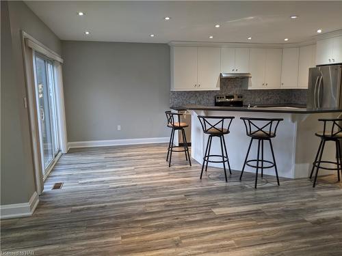 55 Leeper Street, St. Catharines, ON - Indoor Photo Showing Kitchen