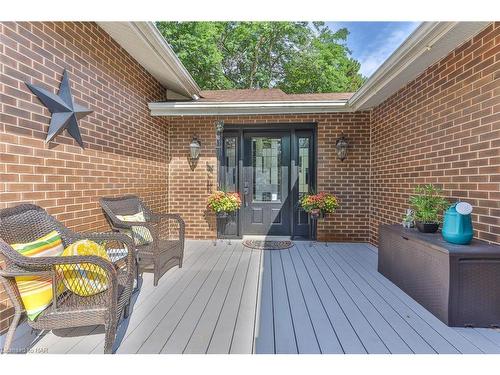 2793 Mercury Avenue, Niagara Falls, ON - Outdoor With Deck Patio Veranda With Exterior