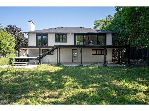 489 Regent Street, Niagara-On-The-Lake, ON - Outdoor With Deck Patio Veranda