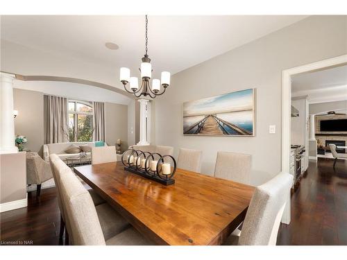 22 Red Haven Drive, Niagara-On-The-Lake, ON - Indoor Photo Showing Dining Room