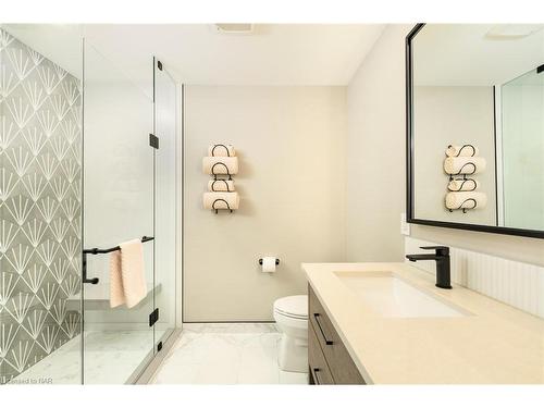 22 Red Haven Drive, Niagara-On-The-Lake, ON - Indoor Photo Showing Bathroom