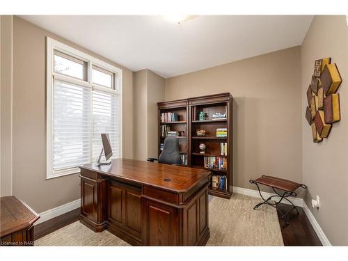 22 Red Haven Drive, Niagara-On-The-Lake, ON - Indoor Photo Showing Office