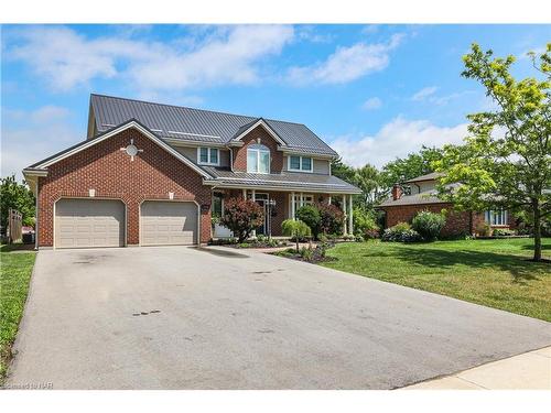 3869 19Th Street, Jordan, ON - Outdoor With Deck Patio Veranda With Facade