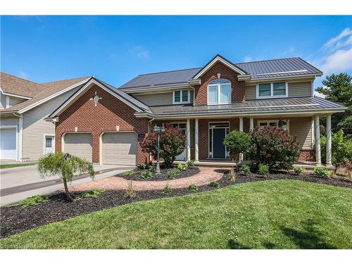 3869 19Th Street, Jordan, ON - Outdoor With Deck Patio Veranda With Facade