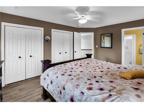 3869 19Th Street, Jordan, ON - Indoor Photo Showing Bedroom