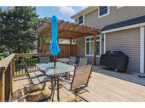 3869 19Th Street, Jordan, ON - Outdoor With Deck Patio Veranda With Exterior