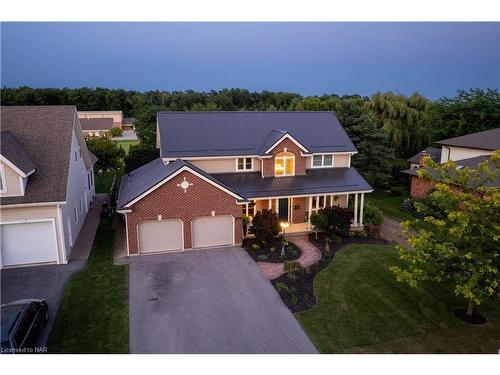 3869 19Th Street, Jordan, ON - Outdoor With Deck Patio Veranda With Facade