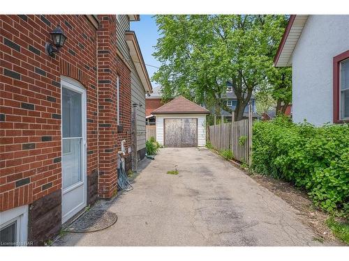 20 Randolph Street, Welland, ON - Outdoor With Exterior