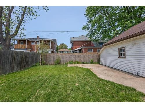 20 Randolph Street, Welland, ON - Outdoor