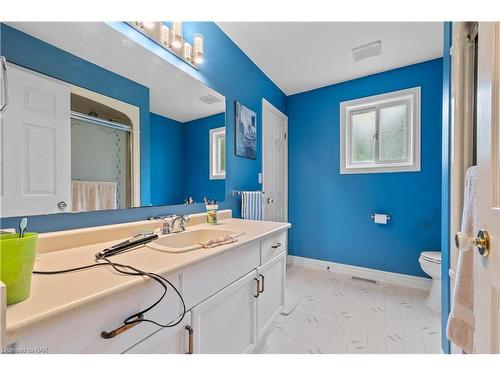 3749 Hibbard Street, Ridgeway, ON - Indoor Photo Showing Bathroom