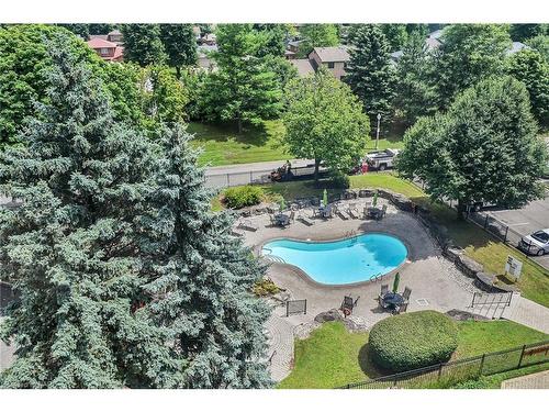 710-5100 Dorchester Road, Niagara Falls, ON - Outdoor With In Ground Pool