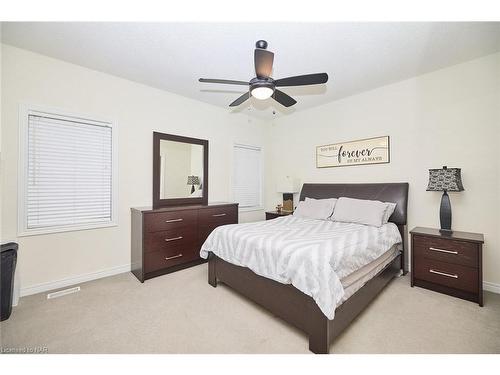 1 Addison Drive, St. Catharines, ON - Indoor Photo Showing Bedroom