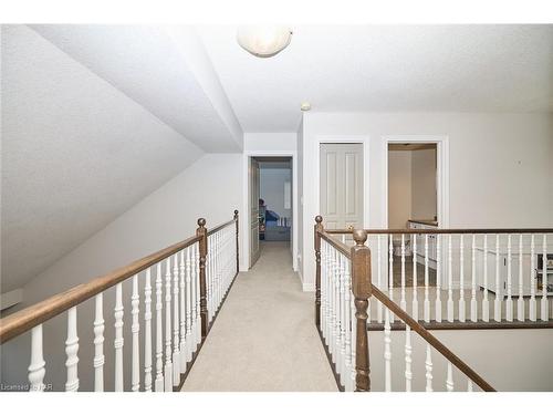 1 Addison Drive, St. Catharines, ON - Indoor Photo Showing Other Room