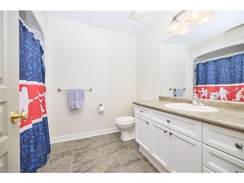 1 Addison Drive, St. Catharines, ON - Indoor Photo Showing Bathroom